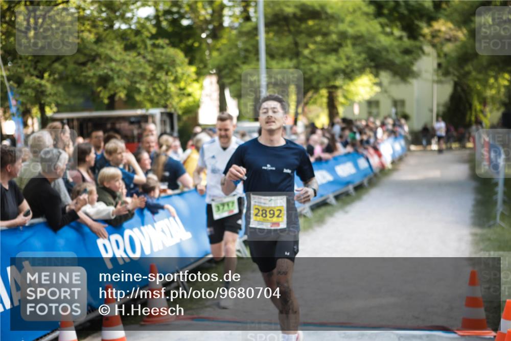09.05.2026 - Störlauf H.Heesch http://msf.ph/oto/9680704 09.05.2026 17:18:44 Ziel 3717, 2892 meine-sportfotos.de
