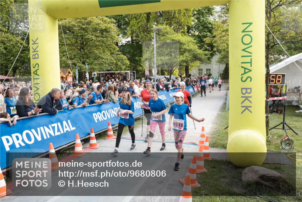09.05.2026 - Störlauf H.Heesch http://msf.ph/oto/9680806 09.05.2026 18:14:55 Ziel 3, 42, 4243 meine-sportfotos.de