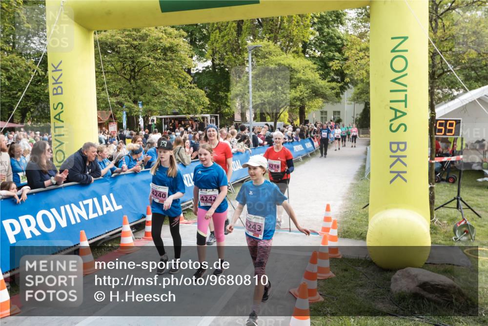 09.05.2026 - Störlauf H.Heesch http://msf.ph/oto/9680810 09.05.2026 18:14:56 Ziel 4240, 4242, 243, 4218, 99 meine-sportfotos.de