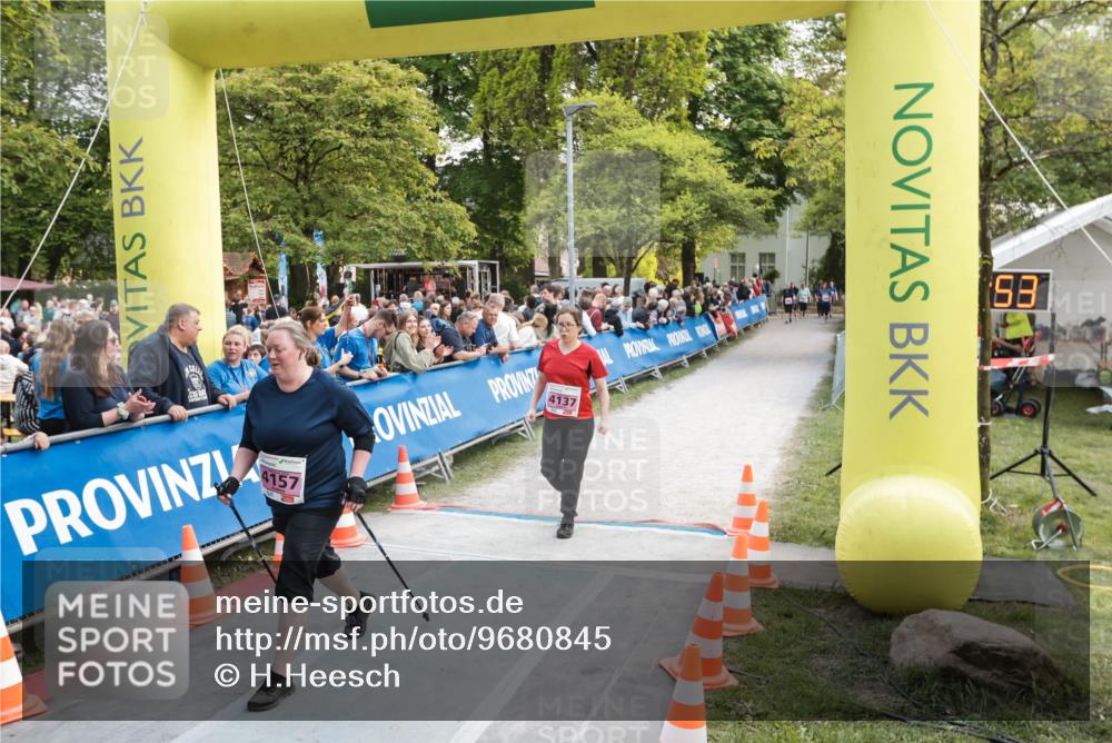 09.05.2026 - Störlauf H.Heesch http://msf.ph/oto/9680845 09.05.2026 18:15:50 Ziel 4157, 4137 meine-sportfotos.de