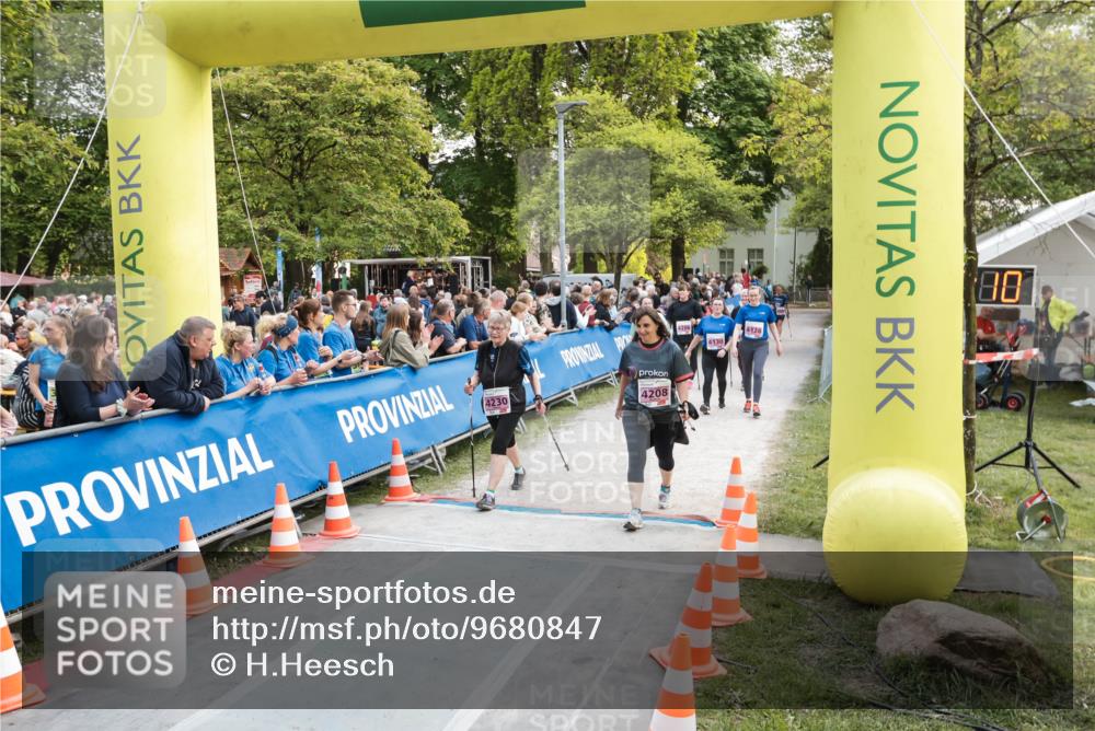 09.05.2026 - Störlauf H.Heesch http://msf.ph/oto/9680847 09.05.2026 18:16:07 Ziel 4230, 4208 meine-sportfotos.de