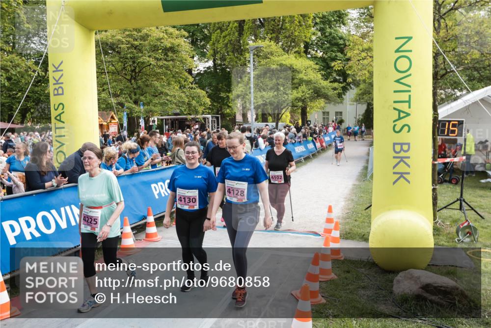 09.05.2026 - Störlauf H.Heesch http://msf.ph/oto/9680858 09.05.2026 18:16:12 Ziel 4225, 4130, 4128, 4102 meine-sportfotos.de
