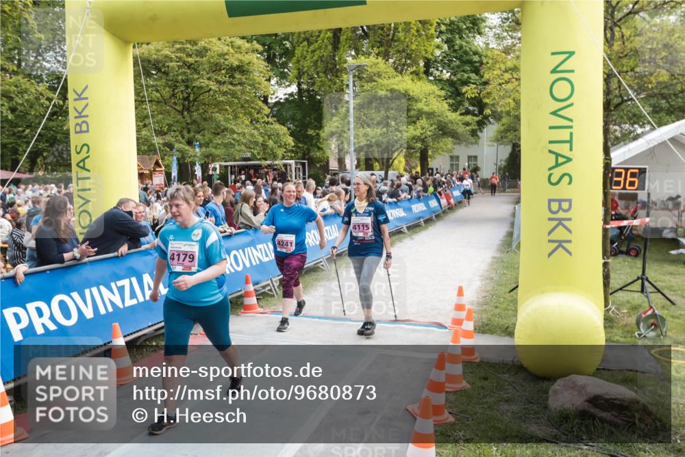 09.05.2026 - Störlauf H.Heesch http://msf.ph/oto/9680873 09.05.2026 18:16:33 Ziel 4179, 4241, 4115, 98 meine-sportfotos.de