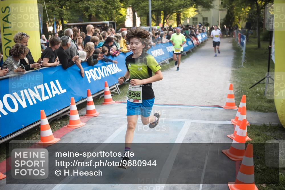 09.05.2026 - Störlauf H.Heesch http://msf.ph/oto/9680944 09.05.2026 17:21:58 Ziel 998 meine-sportfotos.de