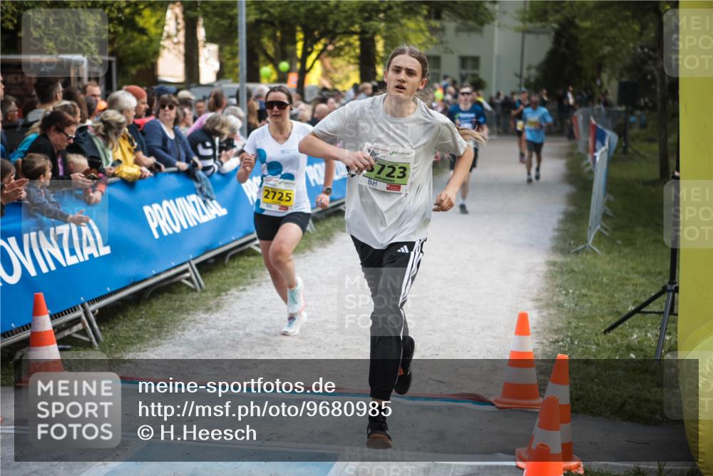 09.05.2026 - Störlauf H.Heesch http://msf.ph/oto/9680985 09.05.2026 17:22:24 Ziel 2725, 202, 723 meine-sportfotos.de