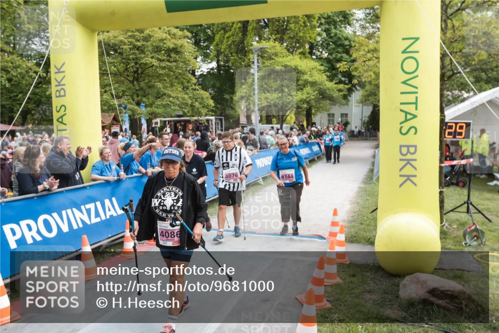 09.05.2026 - Störlauf H.Heesch http://msf.ph/oto/9681000 09.05.2026 18:22:25 Ziel 4086, 4144, 29 meine-sportfotos.de