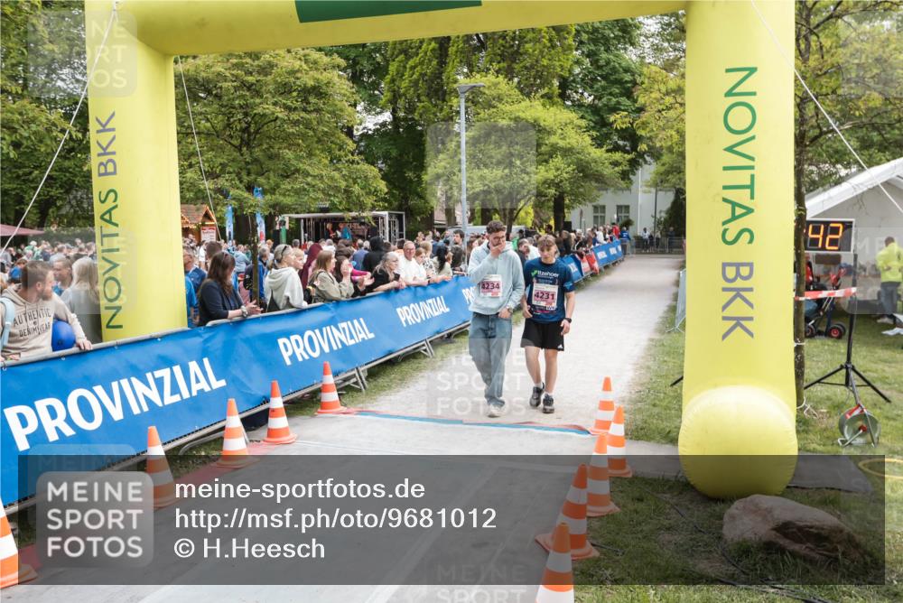 09.05.2026 - Störlauf H.Heesch http://msf.ph/oto/9681012 09.05.2026 18:23:39 Ziel 14234, 4231, 82 meine-sportfotos.de