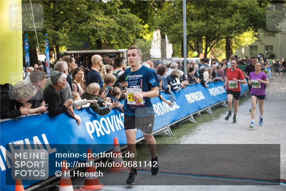 09.05.2026 - Störlauf H.Heesch http://msf.ph/oto/9681142 09.05.2026 17:23:55 Ziel 27, 3638, 3940 meine-sportfotos.de