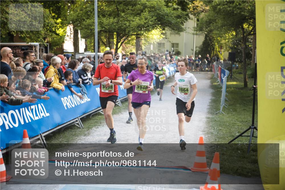 09.05.2026 - Störlauf H.Heesch http://msf.ph/oto/9681144 09.05.2026 17:23:56 Ziel 2811, 3038, 3940, 3864 meine-sportfotos.de