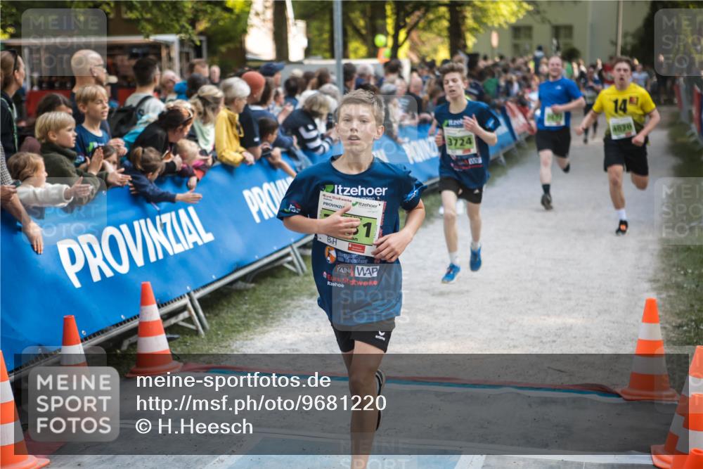 09.05.2026 - Störlauf H.Heesch http://msf.ph/oto/9681220 09.05.2026 17:24:35 Ziel 31, 3724, 14, 4020 meine-sportfotos.de