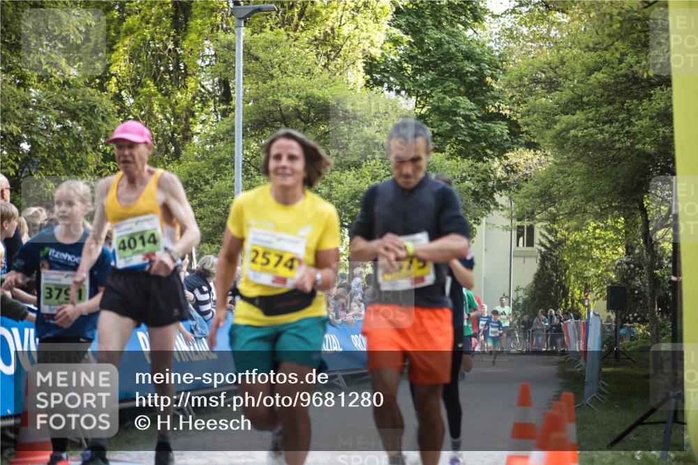 09.05.2026 - Störlauf H.Heesch http://msf.ph/oto/9681280 09.05.2026 17:26:22 Ziel 379, 4014, 2574 meine-sportfotos.de
