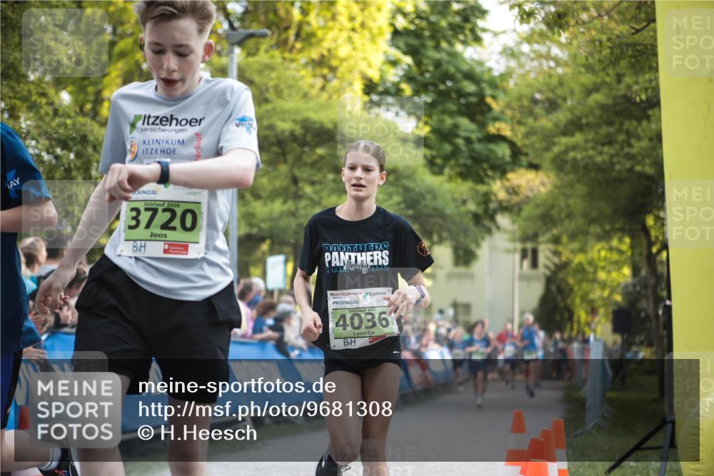 09.05.2026 - Störlauf H.Heesch http://msf.ph/oto/9681308 09.05.2026 17:27:07 Ziel 2026, 3720, 2026, 4036 meine-sportfotos.de
