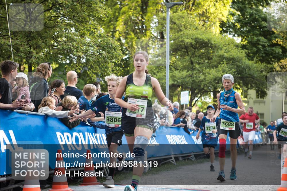 09.05.2026 - Störlauf H.Heesch http://msf.ph/oto/9681319 09.05.2026 17:27:13 Ziel 3806, 7, 37, 4, 3688, 3698, 378 meine-sportfotos.de