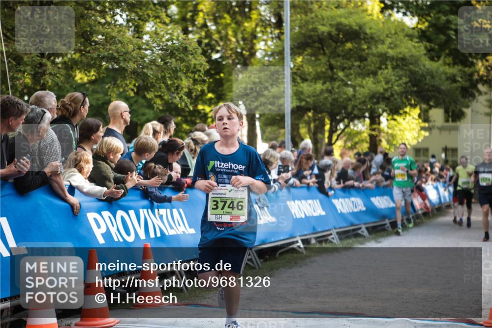 09.05.2026 - Störlauf H.Heesch http://msf.ph/oto/9681326 09.05.2026 17:25:25 Ziel 2026, 3746, 3554 meine-sportfotos.de
