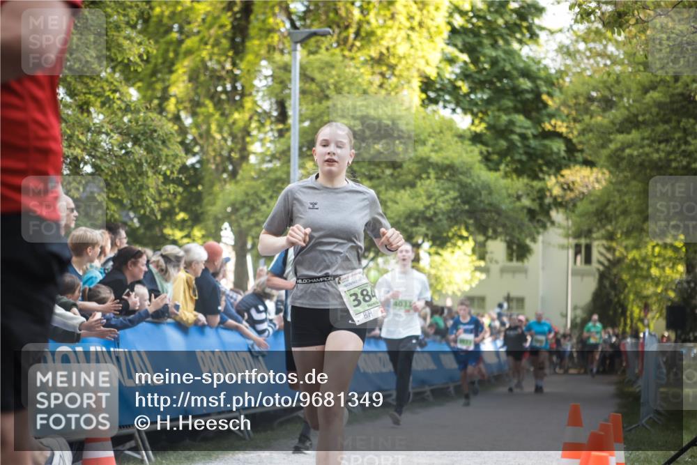 09.05.2026 - Störlauf H.Heesch http://msf.ph/oto/9681349 09.05.2026 17:27:23 Ziel 384, 4033 meine-sportfotos.de