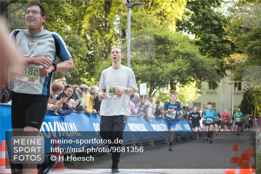 09.05.2026 - Störlauf H.Heesch http://msf.ph/oto/9681356 09.05.2026 17:27:25 Ziel 58, 40, 3932 meine-sportfotos.de
