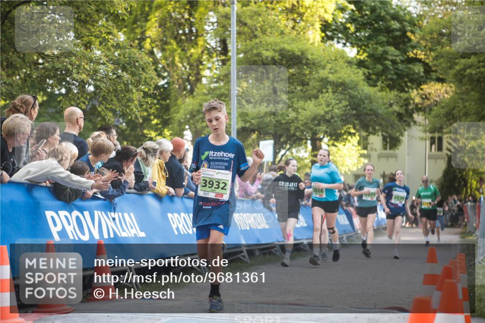 09.05.2026 - Störlauf H.Heesch http://msf.ph/oto/9681361 09.05.2026 17:27:27 Ziel 3932, 3866, 885, 3839 meine-sportfotos.de