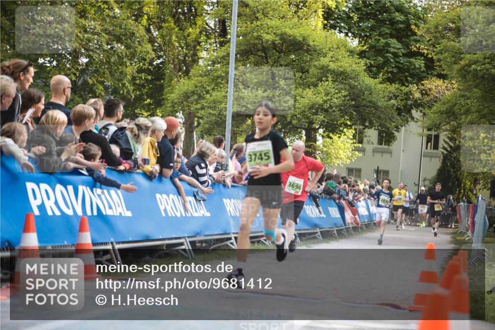 09.05.2026 - Störlauf H.Heesch http://msf.ph/oto/9681412 09.05.2026 17:28:00 Ziel 3745, 3696, 3832 meine-sportfotos.de