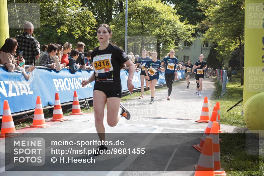 09.05.2026 - Störlauf H.Heesch http://msf.ph/oto/9681455 09.05.2026 15:33:12 Ziel 2418, 2004, 2225, 241, 2067 meine-sportfotos.de
