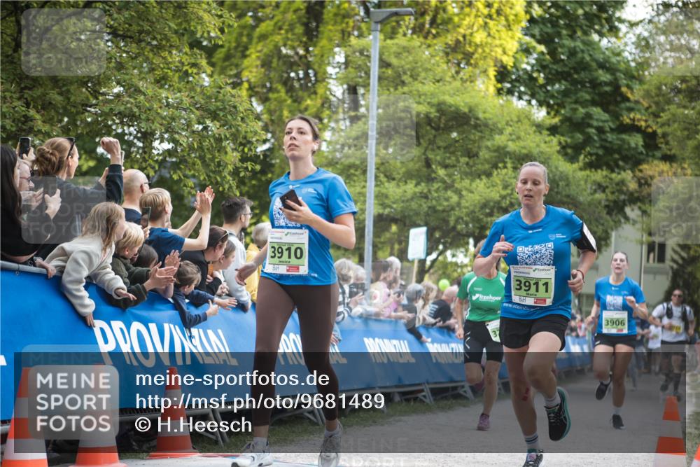 09.05.2026 - Störlauf H.Heesch http://msf.ph/oto/9681489 09.05.2026 17:28:43 Ziel 3910, 3911, 3906 meine-sportfotos.de