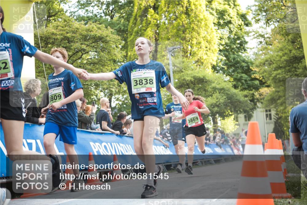 09.05.2026 - Störlauf H.Heesch http://msf.ph/oto/9681545 09.05.2026 17:29:52 Ziel 2, 809, 2026, 3838, 3869 meine-sportfotos.de