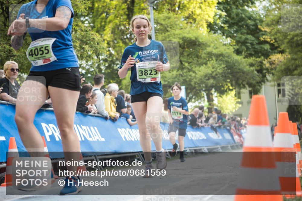 09.05.2026 - Störlauf H.Heesch http://msf.ph/oto/9681559 09.05.2026 17:30:12 Ziel 4055, 2026, 3823, 3574 meine-sportfotos.de
