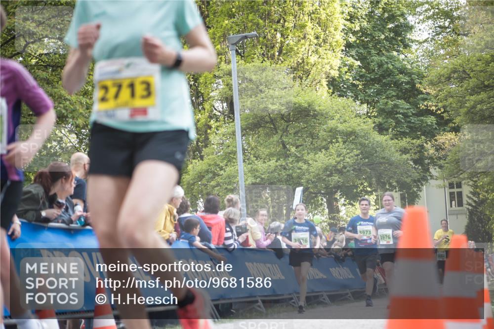 09.05.2026 - Störlauf H.Heesch http://msf.ph/oto/9681586 09.05.2026 17:30:38 Ziel 2713, 3973, 3976, 3926, 3684 meine-sportfotos.de