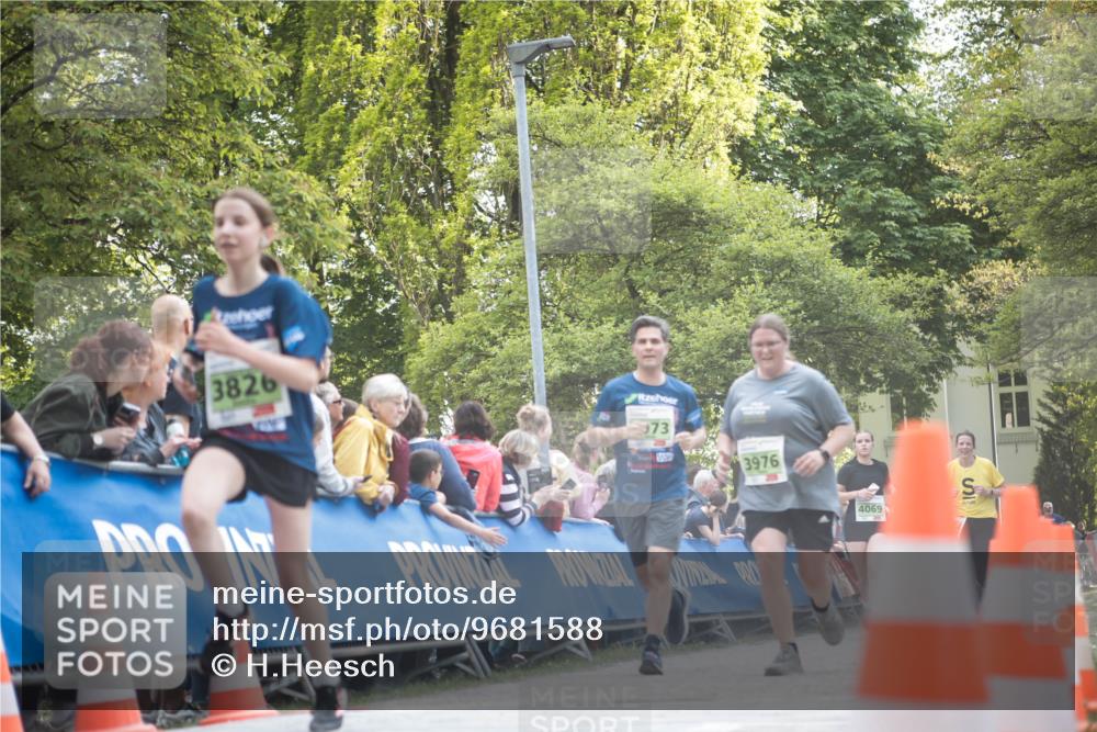 09.05.2026 - Störlauf H.Heesch http://msf.ph/oto/9681588 09.05.2026 17:30:39 Ziel 3826, 973, 3976, 4069 meine-sportfotos.de
