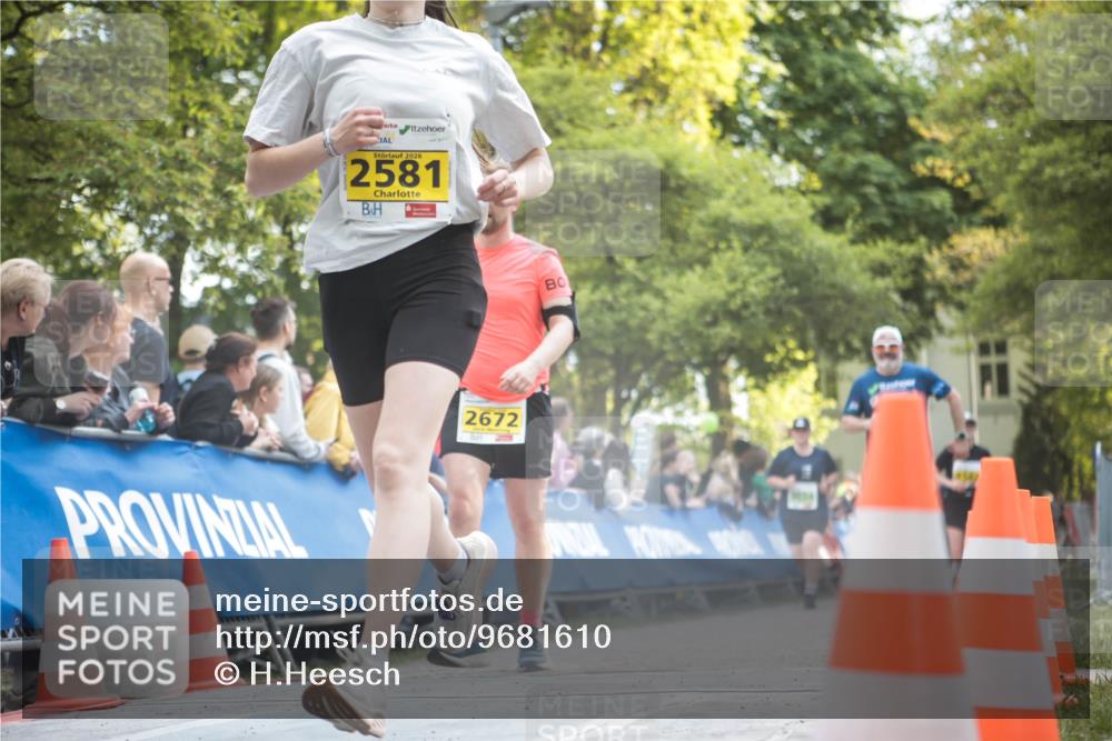 09.05.2026 - Störlauf H.Heesch http://msf.ph/oto/9681610 09.05.2026 17:30:49 Ziel 2026, 2581, 2672 meine-sportfotos.de