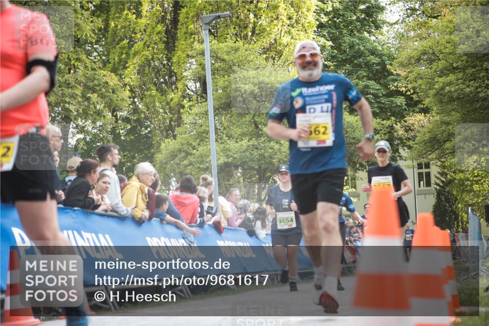 09.05.2026 - Störlauf H.Heesch http://msf.ph/oto/9681617 09.05.2026 17:30:51 Ziel 2, 3654, 62 meine-sportfotos.de