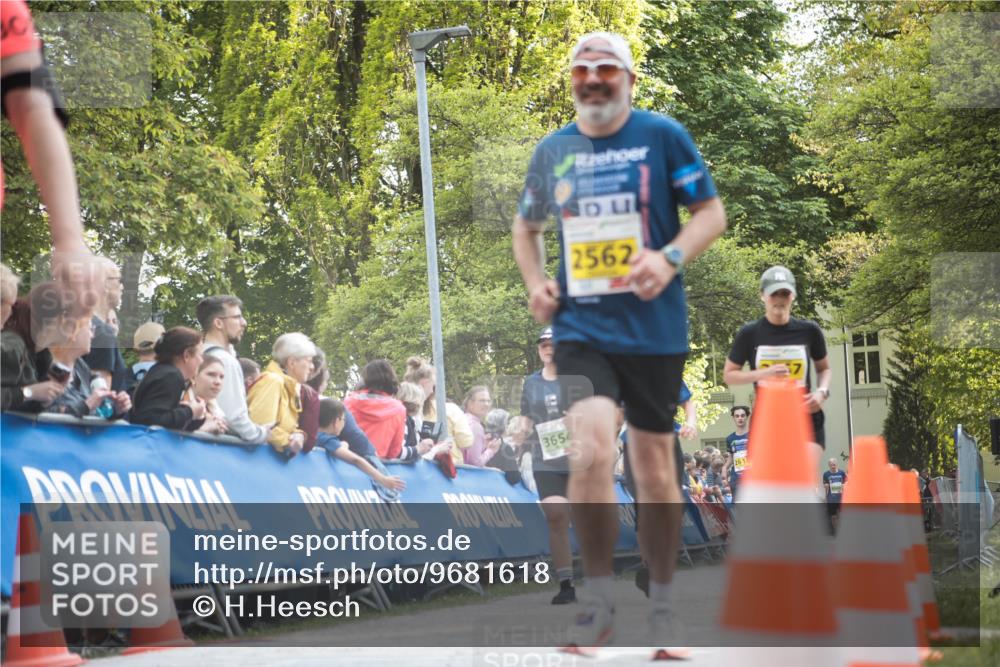 09.05.2026 - Störlauf H.Heesch http://msf.ph/oto/9681618 09.05.2026 17:30:52 Ziel 3654, 2562, 261 meine-sportfotos.de