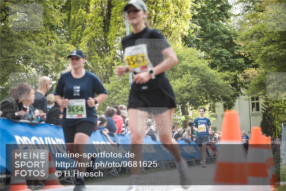 09.05.2026 - Störlauf H.Heesch http://msf.ph/oto/9681625 09.05.2026 17:30:54 Ziel 3654, 2567, 2618 meine-sportfotos.de