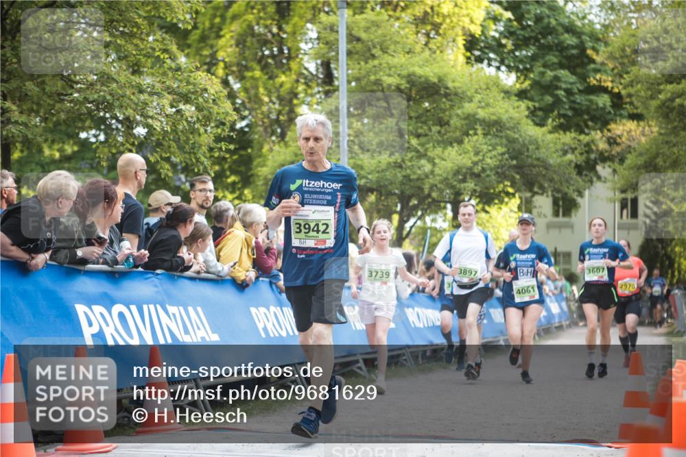 09.05.2026 - Störlauf H.Heesch http://msf.ph/oto/9681629 09.05.2026 17:31:02 Ziel 3942, 3739, 3897, 3607, 4061, 2970 meine-sportfotos.de