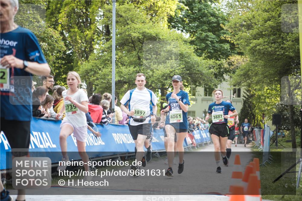 09.05.2026 - Störlauf H.Heesch http://msf.ph/oto/9681631 09.05.2026 17:31:03 Ziel 3739, 3897, 4061, 3607, 970 meine-sportfotos.de