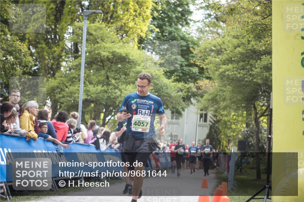 09.05.2026 - Störlauf H.Heesch http://msf.ph/oto/9681644 09.05.2026 17:31:11 Ziel 4057 meine-sportfotos.de