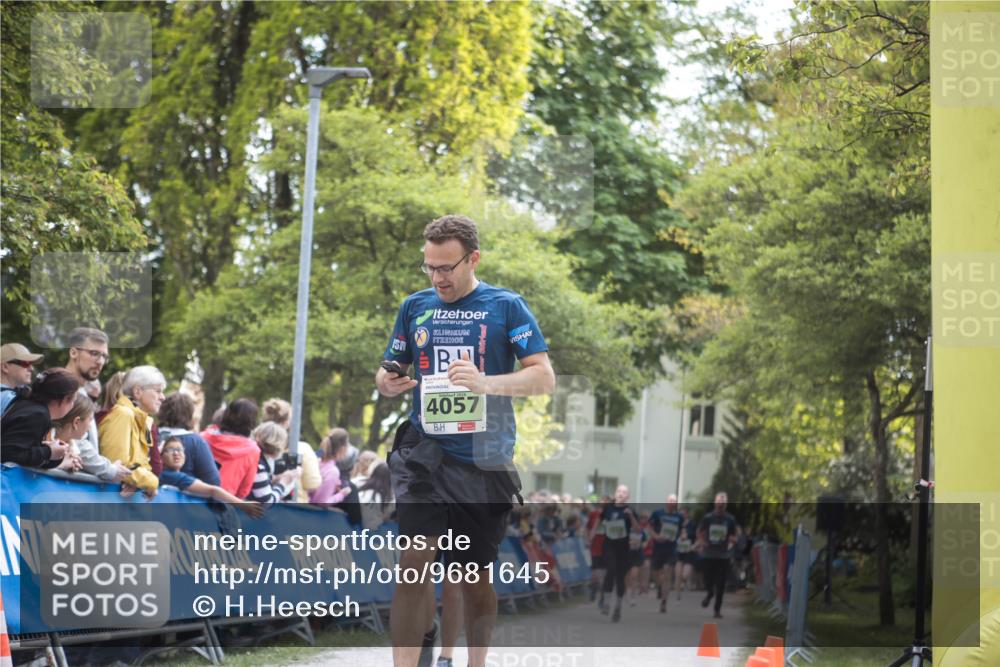 09.05.2026 - Störlauf H.Heesch http://msf.ph/oto/9681645 09.05.2026 17:31:12 Ziel 4057 meine-sportfotos.de