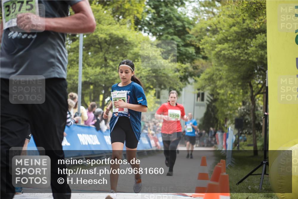 09.05.2026 - Störlauf H.Heesch http://msf.ph/oto/9681660 09.05.2026 17:31:21 Ziel 3975, 3990 meine-sportfotos.de