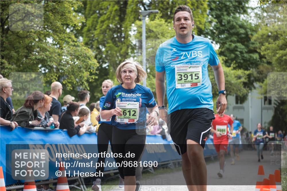 09.05.2026 - Störlauf H.Heesch http://msf.ph/oto/9681690 09.05.2026 17:31:50 Ziel 2026, 612, 2026, 3915, 3986 meine-sportfotos.de