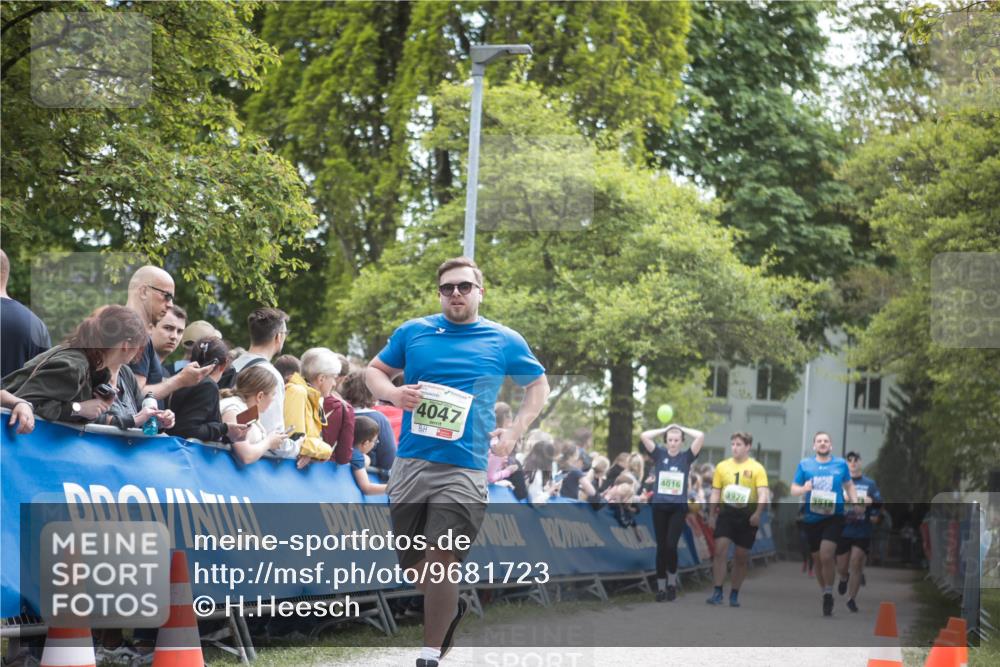09.05.2026 - Störlauf H.Heesch http://msf.ph/oto/9681723 09.05.2026 17:32:11 Ziel 4047, 4016, 3926, 3918 meine-sportfotos.de