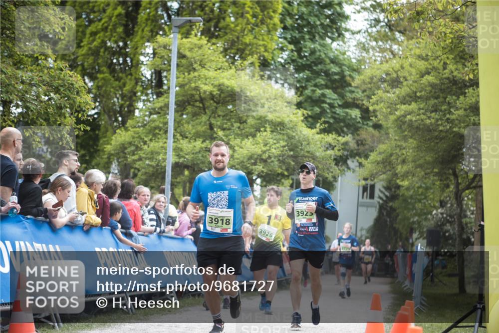 09.05.2026 - Störlauf H.Heesch http://msf.ph/oto/9681727 09.05.2026 17:32:15 Ziel 3918, 2, 3926, 3925, 3779 meine-sportfotos.de