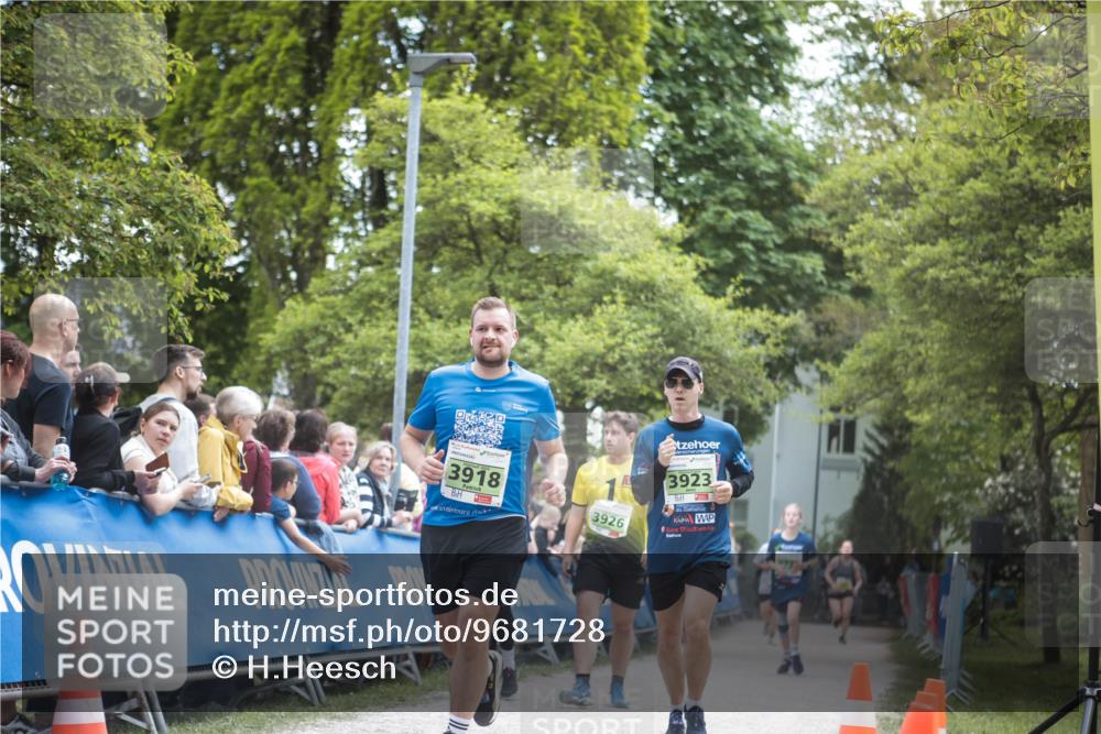 09.05.2026 - Störlauf H.Heesch http://msf.ph/oto/9681728 09.05.2026 17:32:15 Ziel 3918, 1, 3926, 3923 meine-sportfotos.de