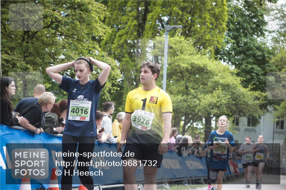 09.05.2026 - Störlauf H.Heesch http://msf.ph/oto/9681732 09.05.2026 17:32:19 Ziel 4016, 3926, 181, 175, 3570, 2860 meine-sportfotos.de