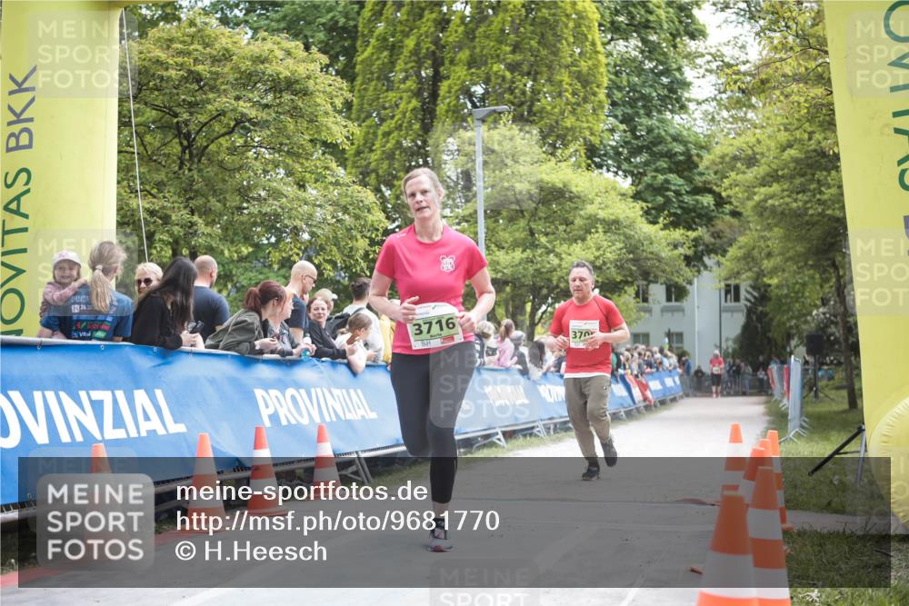 09.05.2026 - Störlauf H.Heesch http://msf.ph/oto/9681770 09.05.2026 17:32:41 Ziel 26, 3716, 370 meine-sportfotos.de