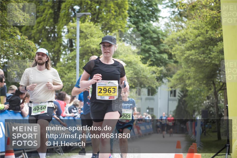 09.05.2026 - Störlauf H.Heesch http://msf.ph/oto/9681850 09.05.2026 17:34:02 Ziel 4040, 2026, 2963, 965 meine-sportfotos.de