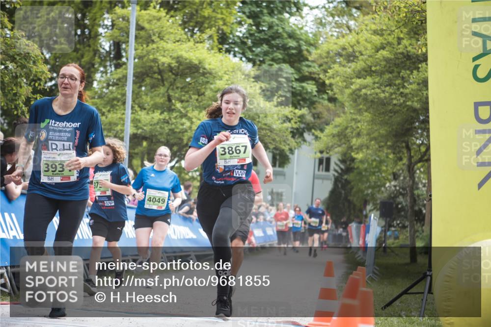 09.05.2026 - Störlauf H.Heesch http://msf.ph/oto/9681855 09.05.2026 17:34:11 Ziel 393, 37, 4049, 10, 3867 meine-sportfotos.de