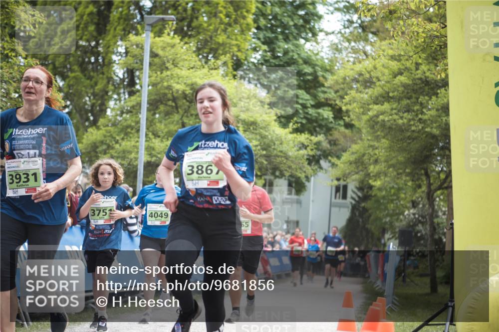 09.05.2026 - Störlauf H.Heesch http://msf.ph/oto/9681856 09.05.2026 17:34:11 Ziel 3931, 375, 4049, 3867, 65 meine-sportfotos.de