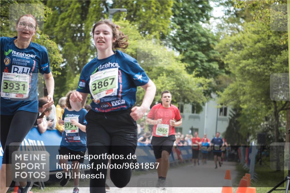 09.05.2026 - Störlauf H.Heesch http://msf.ph/oto/9681857 09.05.2026 17:34:11 Ziel 2026, 3931, 375, 3867, 4065 meine-sportfotos.de