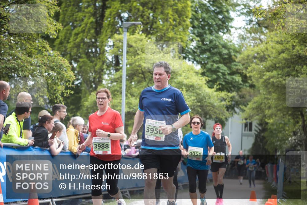 09.05.2026 - Störlauf H.Heesch http://msf.ph/oto/9681863 09.05.2026 17:34:19 Ziel 3988, 3950, 4051, 2862 meine-sportfotos.de