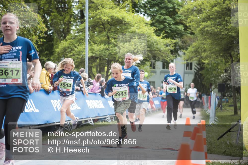 09.05.2026 - Störlauf H.Heesch http://msf.ph/oto/9681866 09.05.2026 17:34:33 Ziel 2026, 3617, 56565, 3944, 3943, 3622, 3610 meine-sportfotos.de