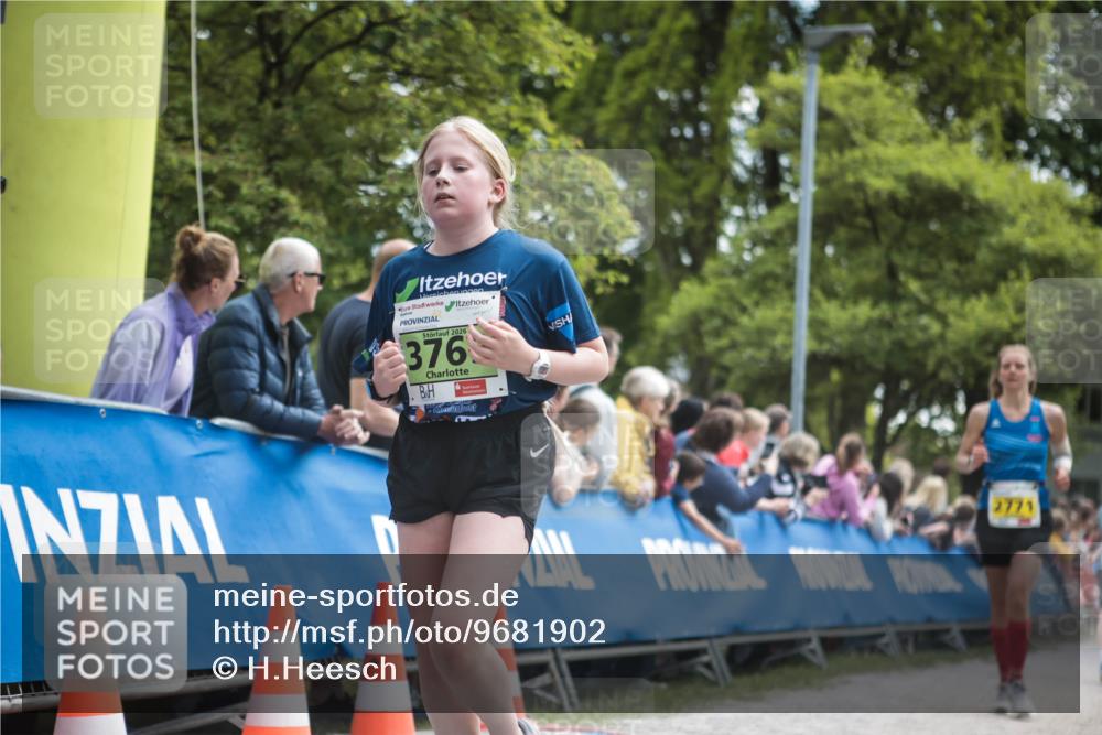 09.05.2026 - Störlauf H.Heesch http://msf.ph/oto/9681902 09.05.2026 17:35:03 Ziel 2026, 376, 2771 meine-sportfotos.de